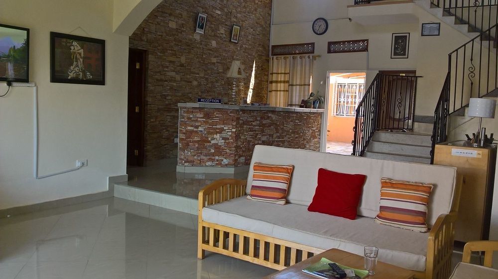 La Feve Beach Bed And Breakfast Hotel Entebbe Eksteriør bilde